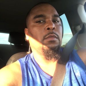 Meet your Posher, Troy